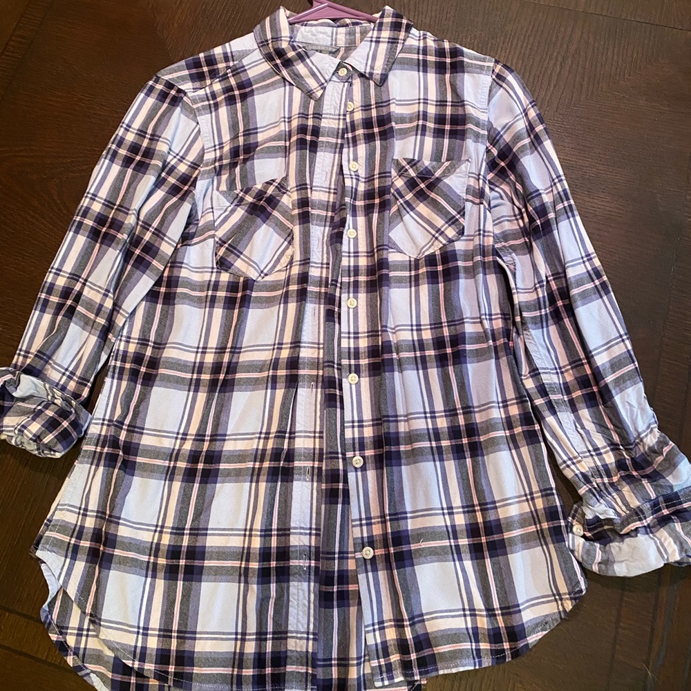 Size medium. Flannel button up.